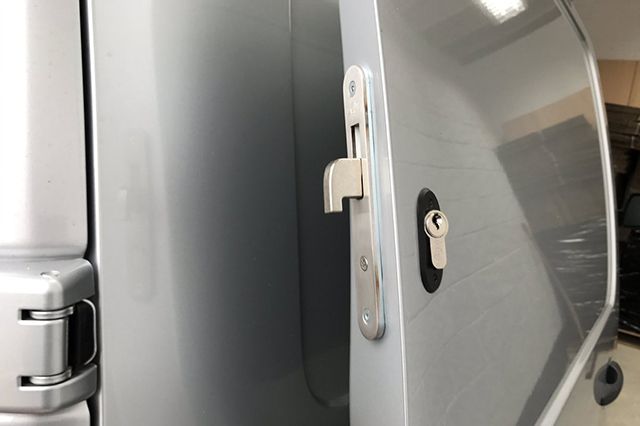 hook locks for vans install