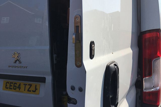 Fiat Ducato 2006> Hook Lock