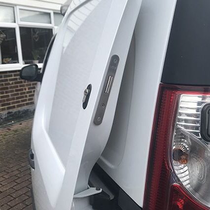 Van Deadlock on van sliding door